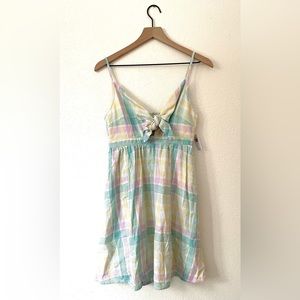 Old Navy NWT women’s pastel plaid tie front spring dress size small